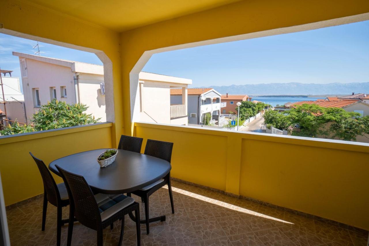 Apartments Pavic Vir Exterior foto